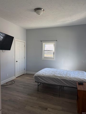 1615 W 7th Street, Bloomington, IN 47404