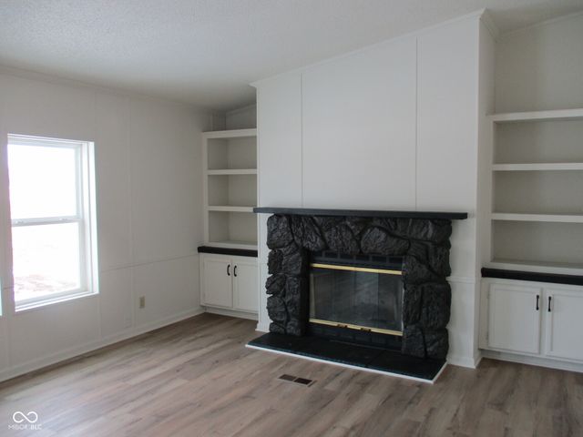 1448 W 700 N, Crawfordsville, IN 47933