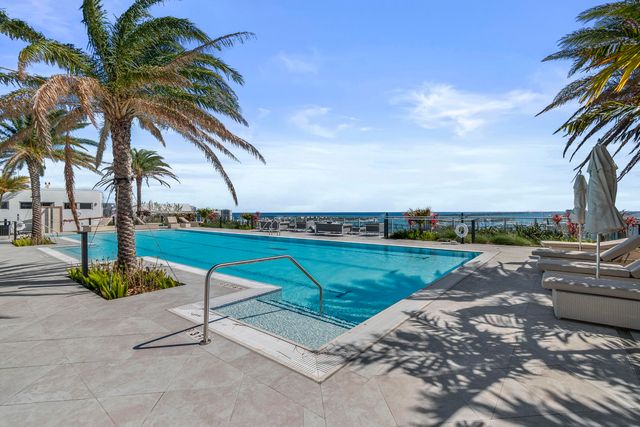 220 Lake Shore Drive 1913, Lake Park, FL 33403