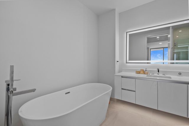 220 Lake Shore Drive 1913, Lake Park, FL 33403