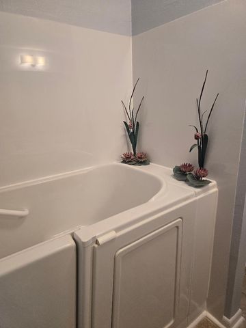 1930 5th Street, Hempstead, TX 77445