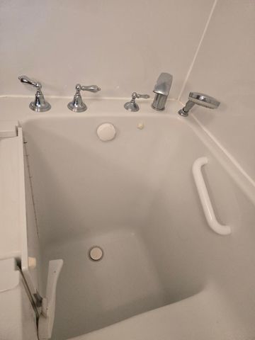 1930 5th Street, Hempstead, TX 77445