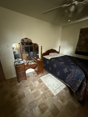 1930 5th Street, Hempstead, TX 77445