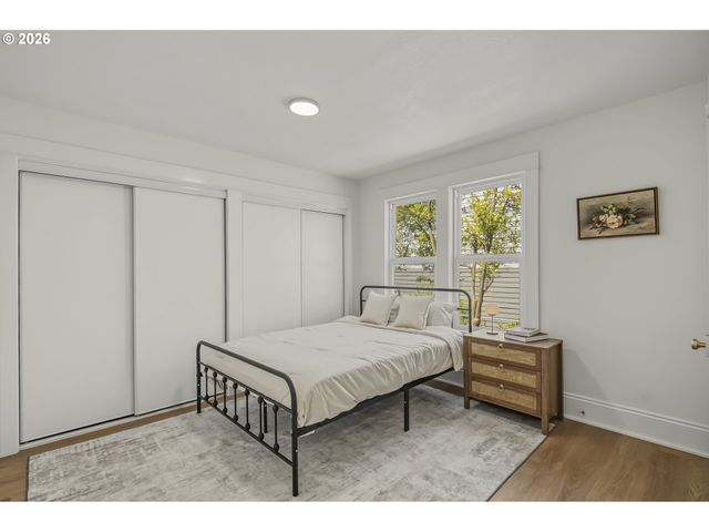 9131 N LOMBARD St, Portland, OR 97203