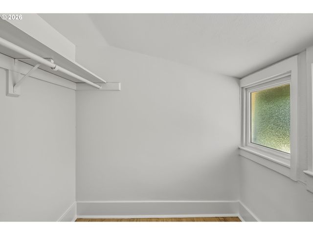 9131 N LOMBARD St, Portland, OR 97203
