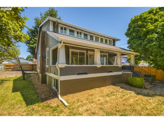 9131 N LOMBARD St, Portland, OR 97203