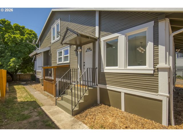 9131 N LOMBARD St, Portland, OR 97203