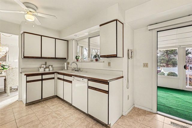 7651 Oak Street, Arvada, CO 80005