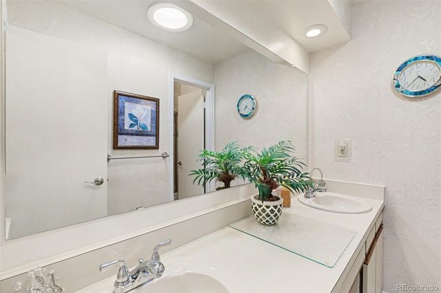 7651 Oak Street, Arvada, CO 80005