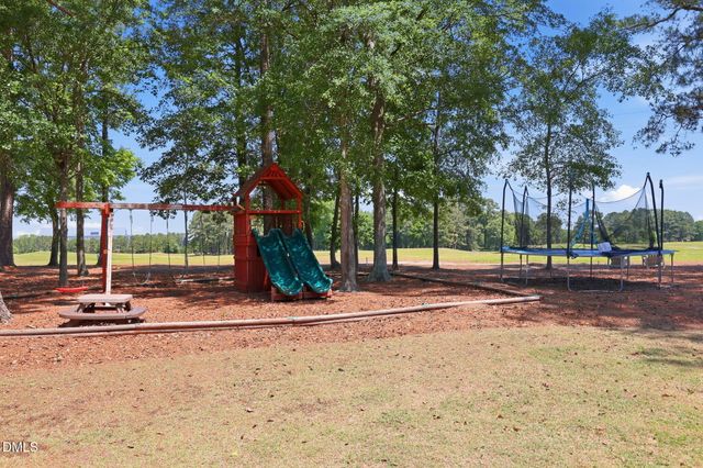 68 Brandon Drive, Lillington, NC 27546