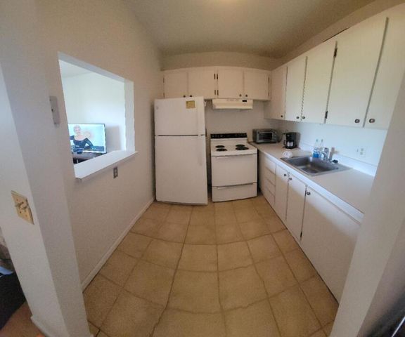 3300 Springdale Boulevard 306, Palm Springs, FL 33461