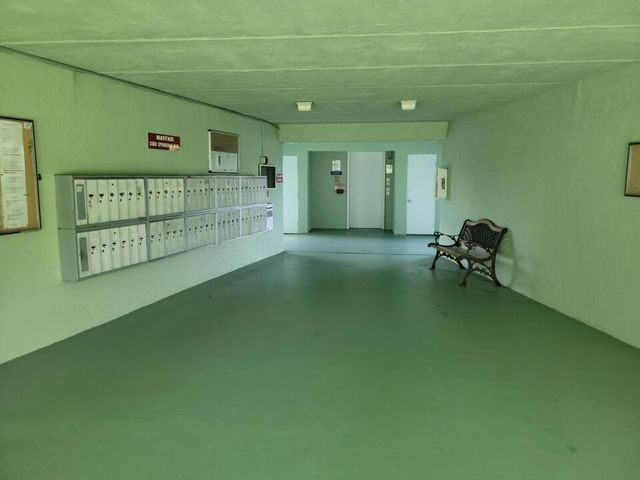 3300 Springdale Boulevard 306, Palm Springs, FL 33461