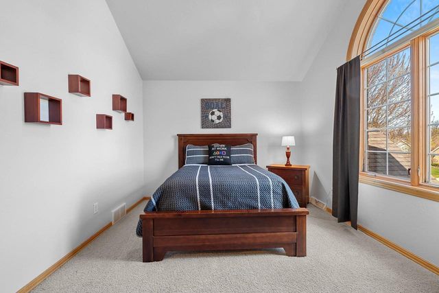 3128 WARM SPRINGS DRIVE, Green Bay, WI 54311