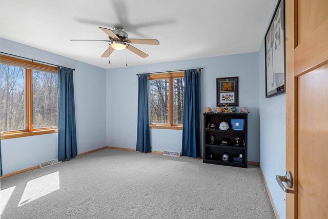 3128 WARM SPRINGS DRIVE, Green Bay, WI 54311