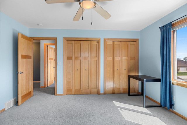 3128 WARM SPRINGS DRIVE, Green Bay, WI 54311