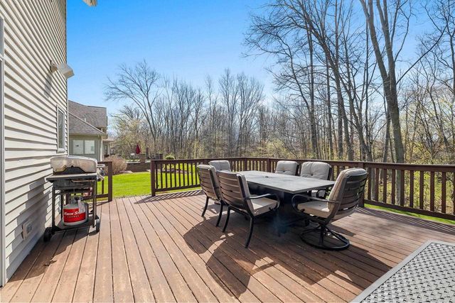 3128 WARM SPRINGS DRIVE, Green Bay, WI 54311