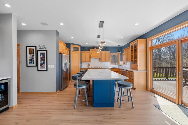 3128 WARM SPRINGS DRIVE, Green Bay, WI 54311