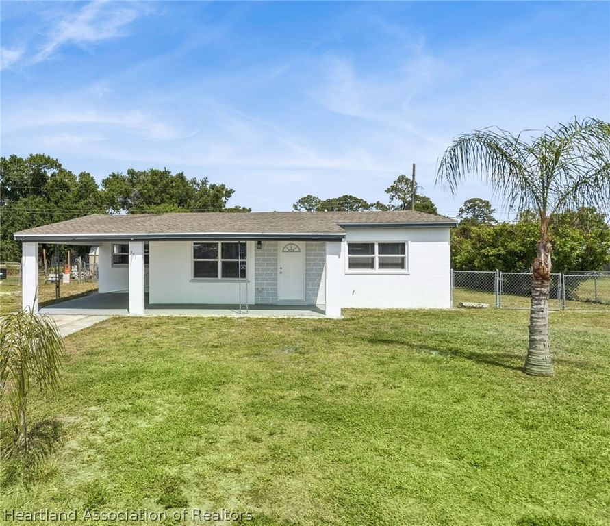 331 Walter Avenue, Frostproof, FL 33843