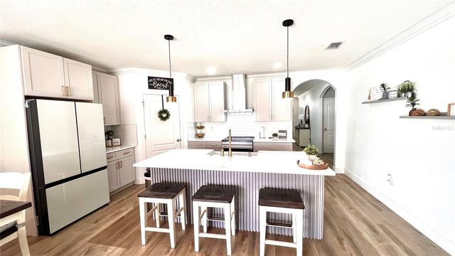 914 GUADALUPE DRIVE, Orange City, FL 32763