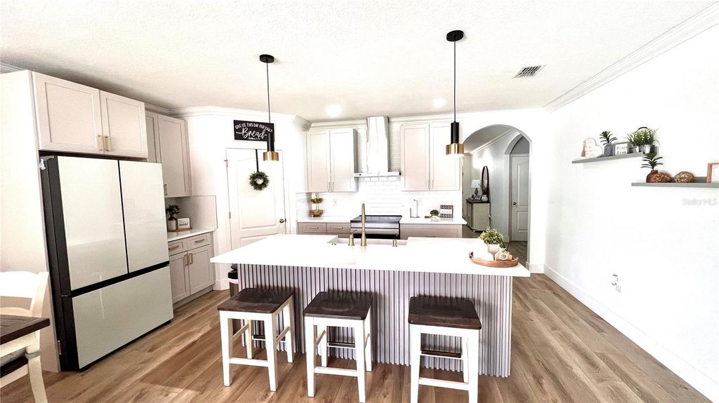 Image 10 of property listing at 914 GUADALUPE DRIVE, Orange City, FL 32763