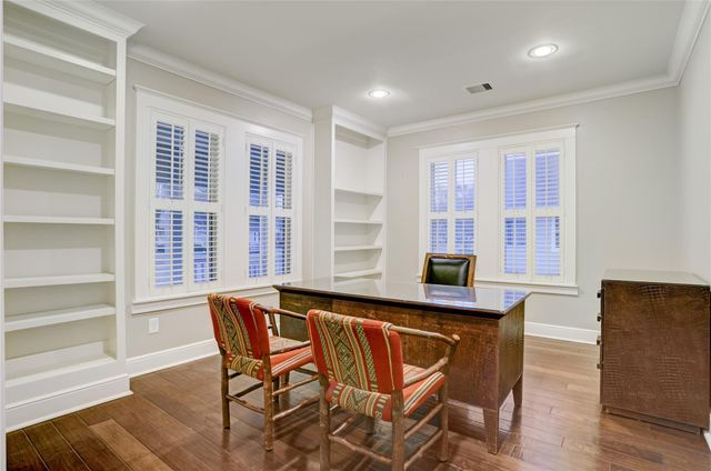 206 Brooks Street, Sugar Land, TX 77478