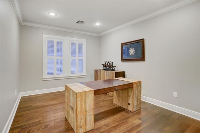 206 Brooks Street, Sugar Land, TX 77478