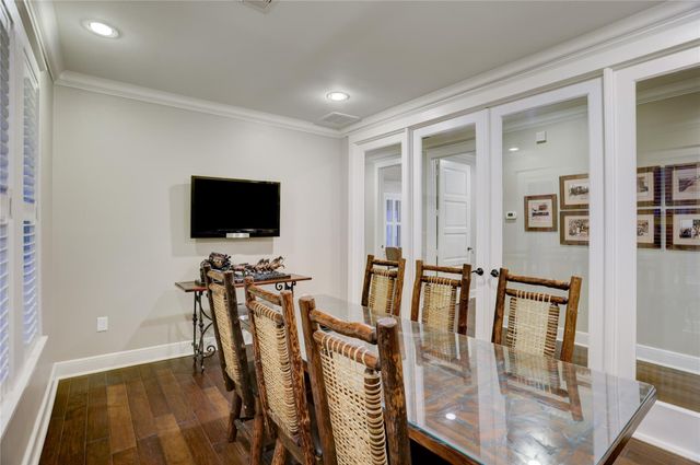 206 Brooks Street, Sugar Land, TX 77478