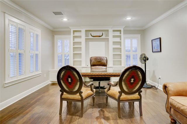 206 Brooks Street, Sugar Land, TX 77478