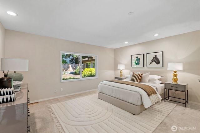 9223 128th Avenue NE, Kirkland, WA 98033