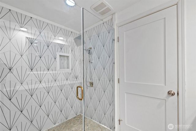 9223 128th Avenue NE, Kirkland, WA 98033