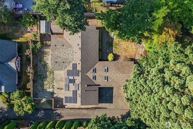 9223 128th Avenue NE, Kirkland, WA 98033