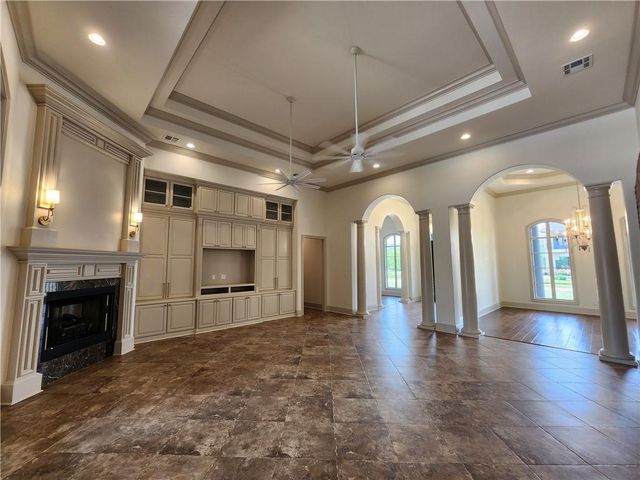 4708 CHRISTOPHER Place, Alexandria, LA 71303