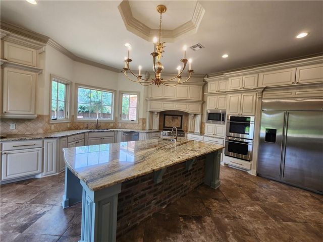 4708 CHRISTOPHER Place, Alexandria, LA 71303