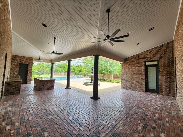 4708 CHRISTOPHER Place, Alexandria, LA 71303