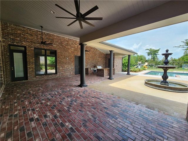 4708 CHRISTOPHER Place, Alexandria, LA 71303
