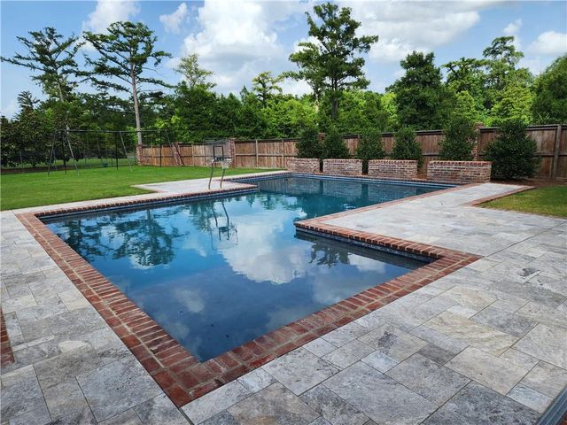 4708 CHRISTOPHER Place, Alexandria, LA 71303