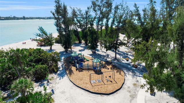 243 COOLIDGE DRIVE, Sarasota, FL 34236