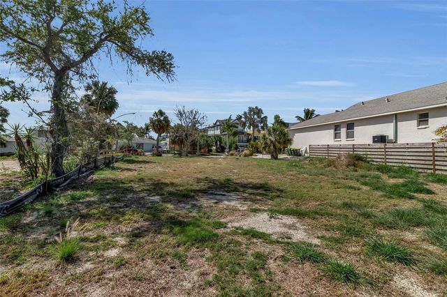 243 COOLIDGE DRIVE, Sarasota, FL 34236