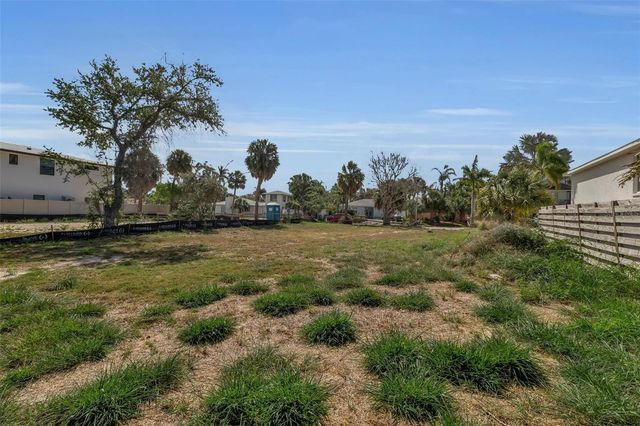 243 COOLIDGE DRIVE, Sarasota, FL 34236