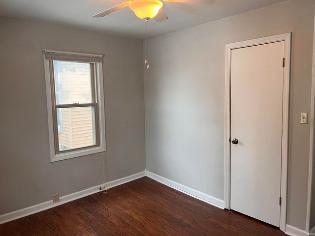 8808 W Cornbread Road, Yorktown, IN 47396