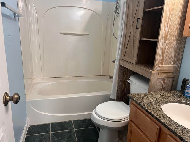 8808 W Cornbread Road, Yorktown, IN 47396