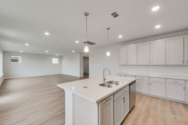 517 Marcus Lane, Crowley, TX 76036