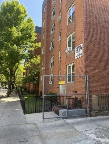 33-16 82ND Street 1G, Jackson Heights, NY 11372