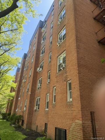 33-16 82ND Street 1G, Jackson Heights, NY 11372