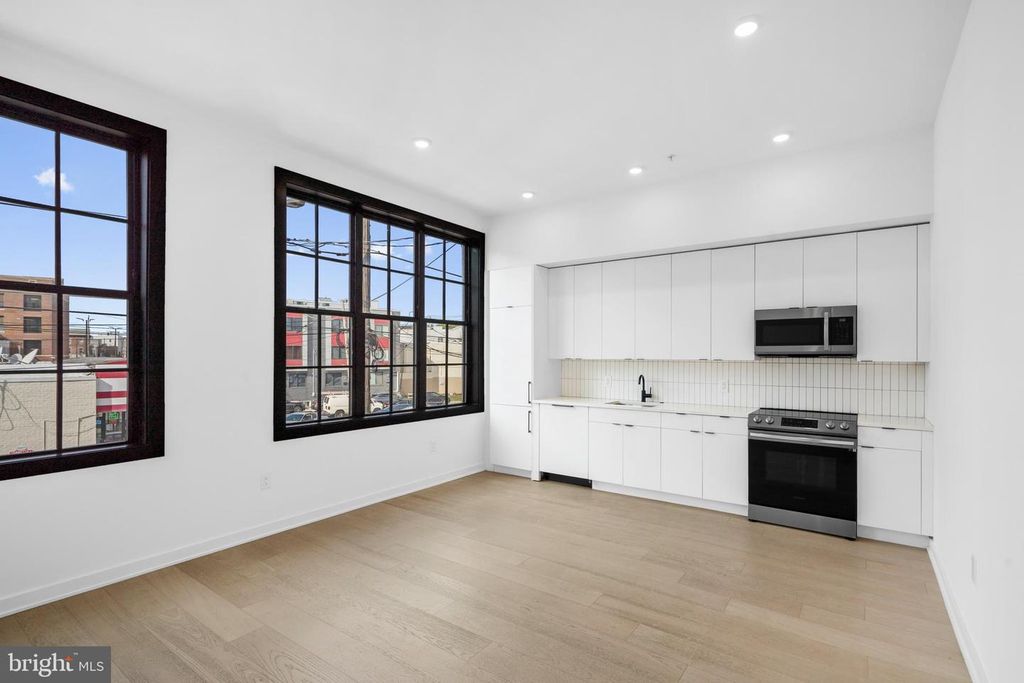 2525 FRANKFORD AVE #3, Philadelphia, PA 19125