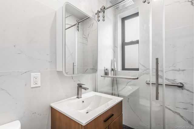 9876 Queens Boulevard 6L, Rego Park, NY 11374
