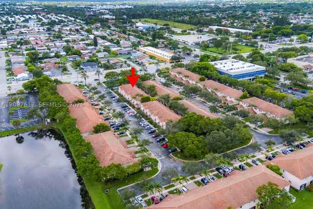 8870 N Isles Cir, Tamarac, FL 33321