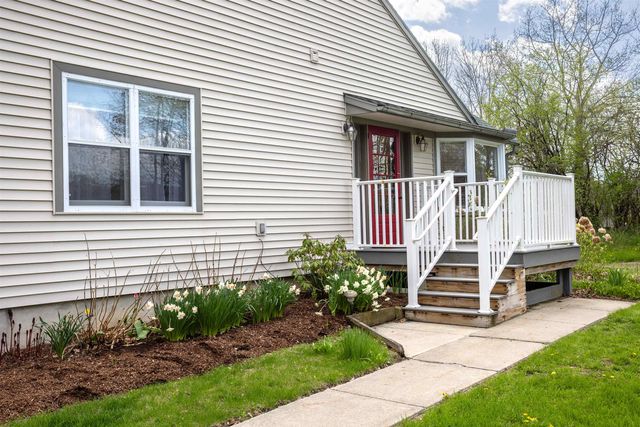 31 Evergreen Lane, Middlebury, VT 05753