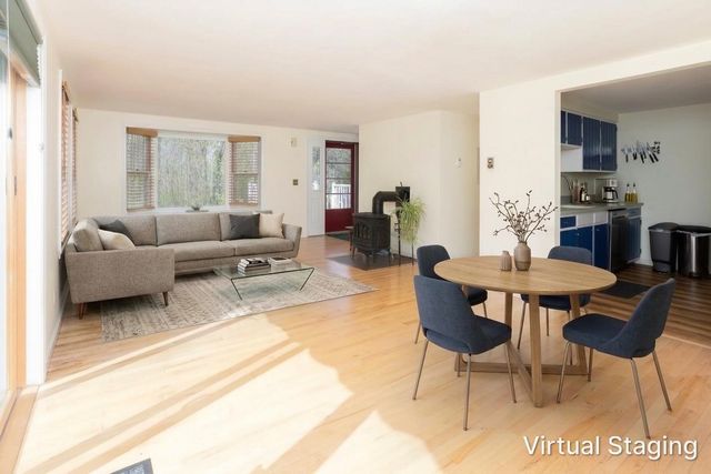 31 Evergreen Lane, Middlebury, VT 05753