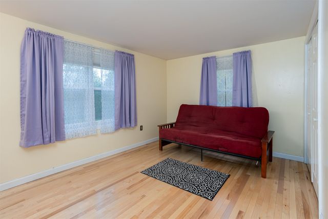 31 Evergreen Lane, Middlebury, VT 05753